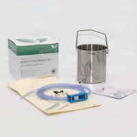 Darmeinlauf Edelstahl-Set 2 Liter: Edelstahlbehälter, Silikonschlauch mit Durchflussregler, Spitzen, Verpackung und Baumwollbeutel